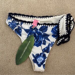 NEW FARM RIO floral cascade BOTTOM PIECE ONLY bikini swimsuit in blue/off white